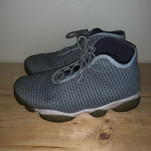 jordan future wolf grey